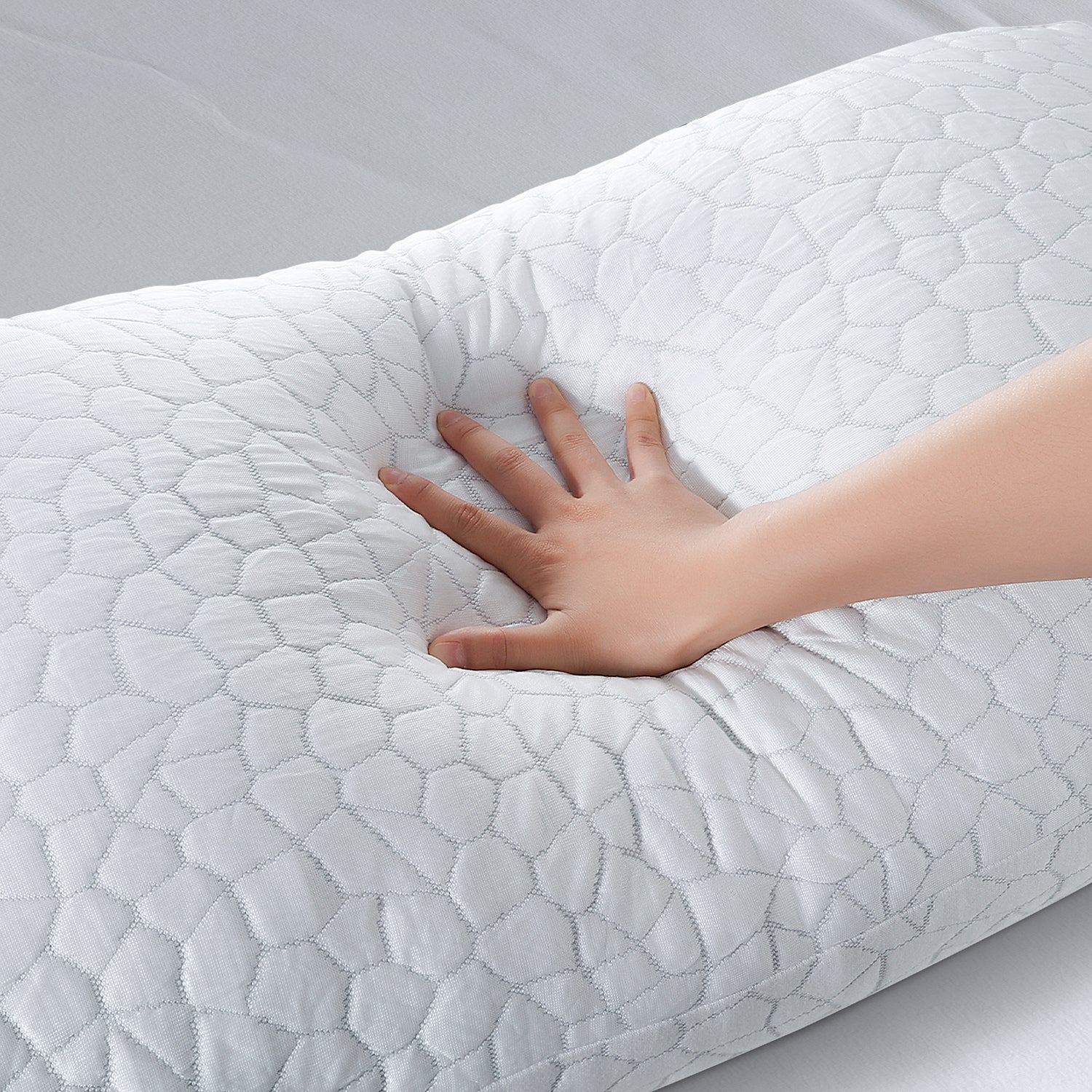 qutool shredded memory foam pillow support your neck and keep nature cervical curve